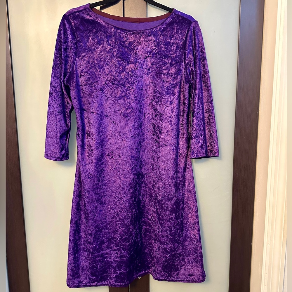 ‼️New Year’s Clearance‼️ Purple Velvet Dress Size S/M